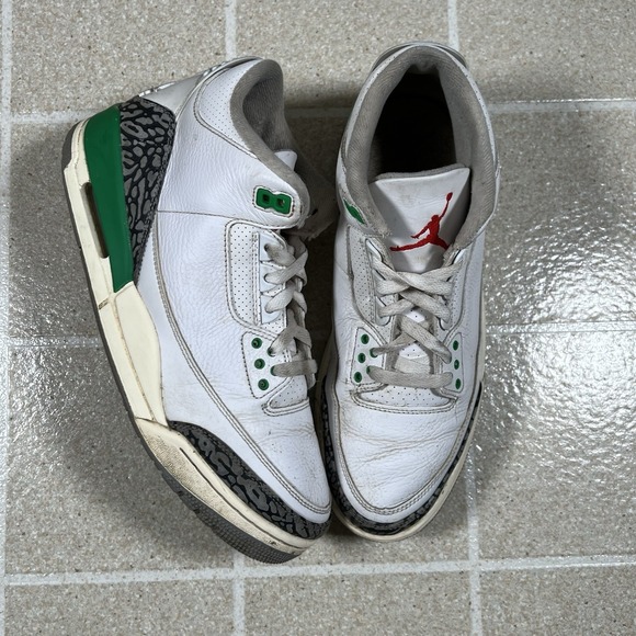 Air Jordan 3 Retro Lucky Green Women's 10.5/Mens 9 (2023) - Picture 1 of 7